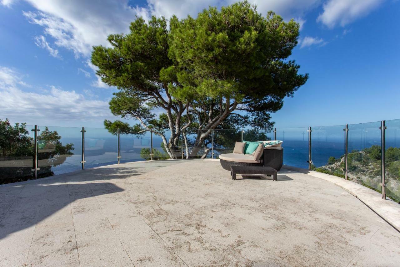 Valldemossa Villa *